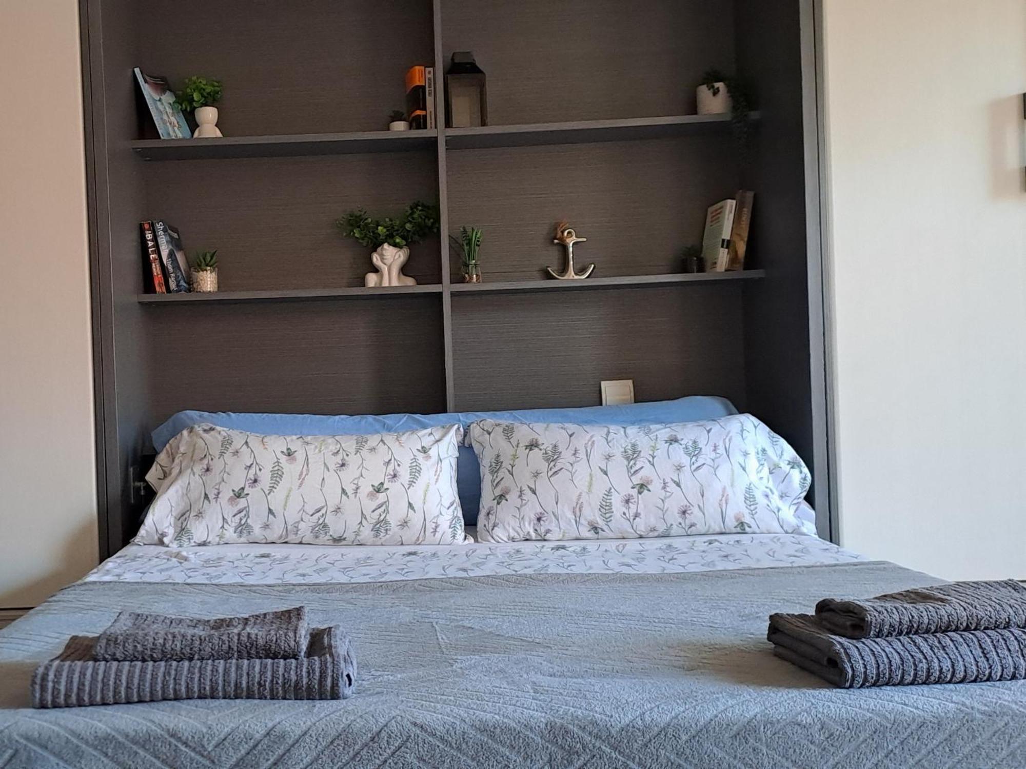 Apart Hotel อาลิกันเต ภายนอก รูปภาพ